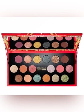 CELESTIAL ODYSSEY Eyeshadow Palette